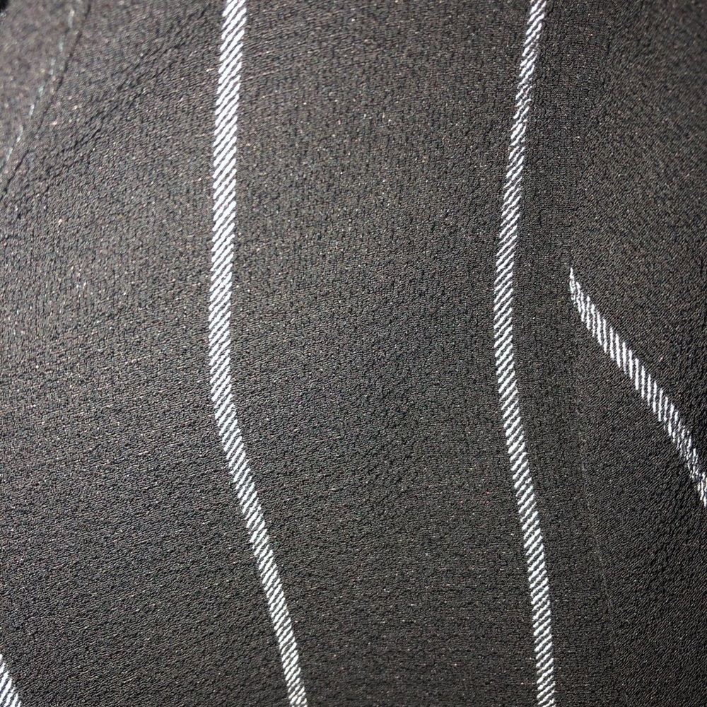 L’Atiste Bali Black Top (wrap) - Picture 4 of 5